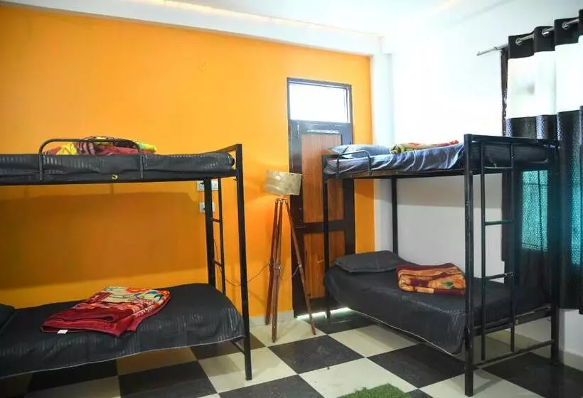ユースホステル Himtrek Stays, Kasol