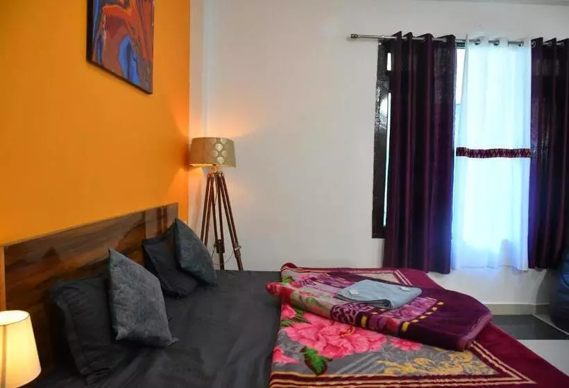 ユースホステル Himtrek Stays, Kasol