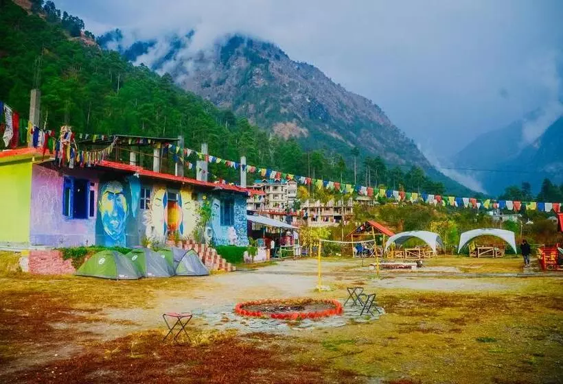 ユースホステル Himtrek Stays, Kasol