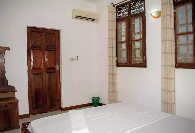 ベッドアンドブレックファースト Sulkhan Serviced Apartment