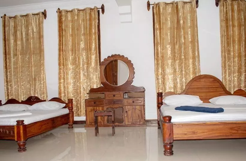 ベッドアンドブレックファースト Sulkhan Serviced Apartment