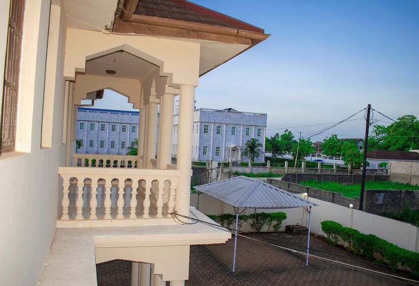 민박 Sulkhan Serviced Apartment