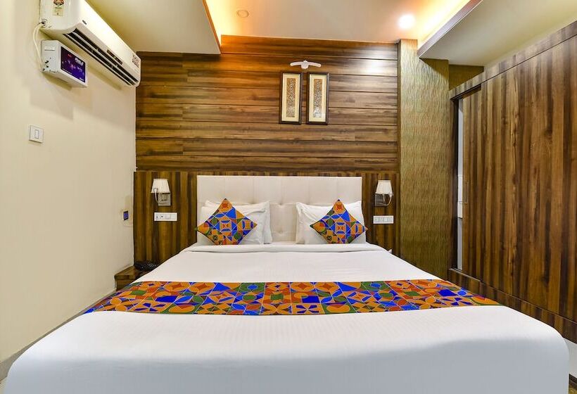 Fabhotel Prime Royal Park