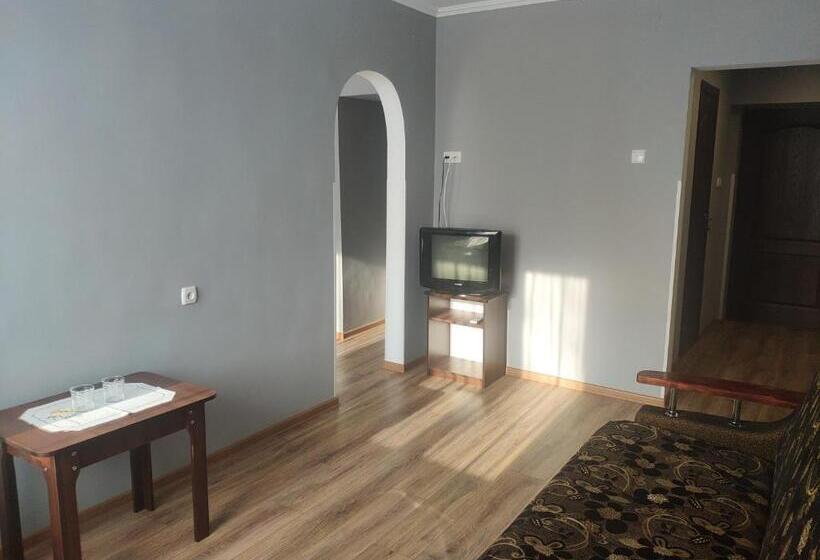 בית מלון כפרי комунальне підприємство готель україна