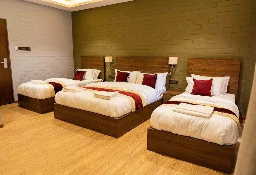 هتل Baranda Restro And Events