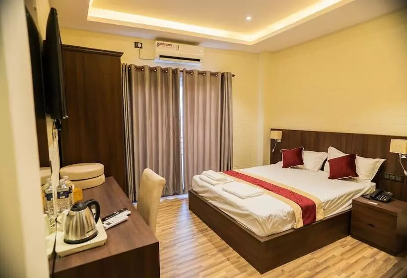 هتل Baranda Restro And Events