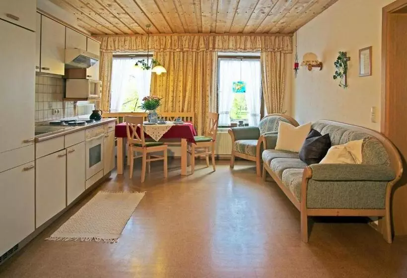 ホテル Bauernhof Berndlhof Obing