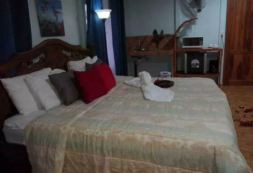 Hotelli Cabinas Ecogarden Arenal