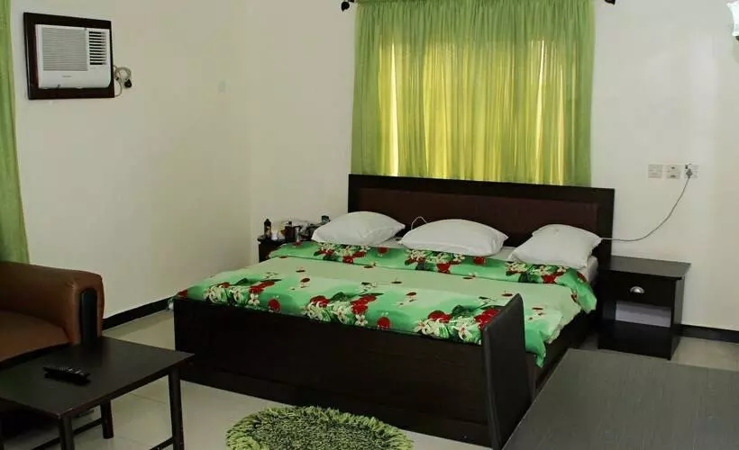 هتل De Castle Luxury Home