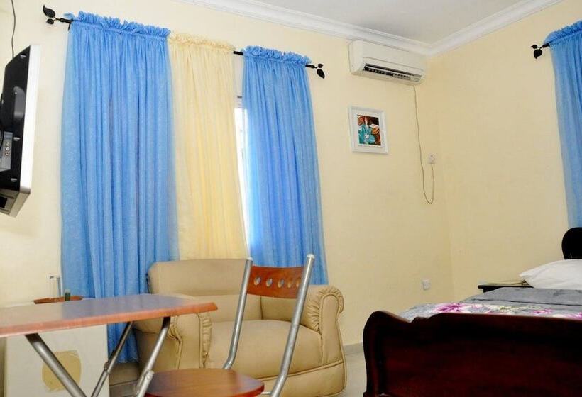 هتل De Castle Luxury Home