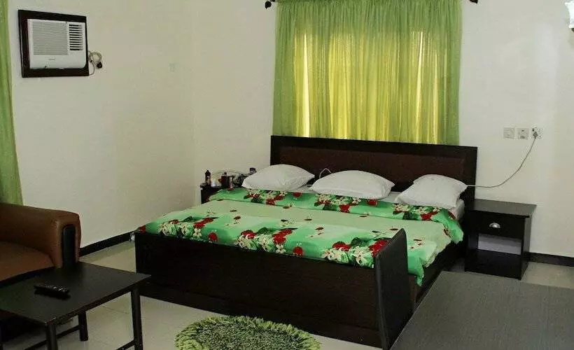 هتل De Castle Luxury Home