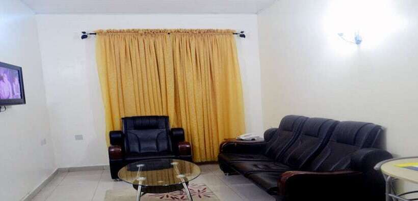 هتل De Castle Luxury Home