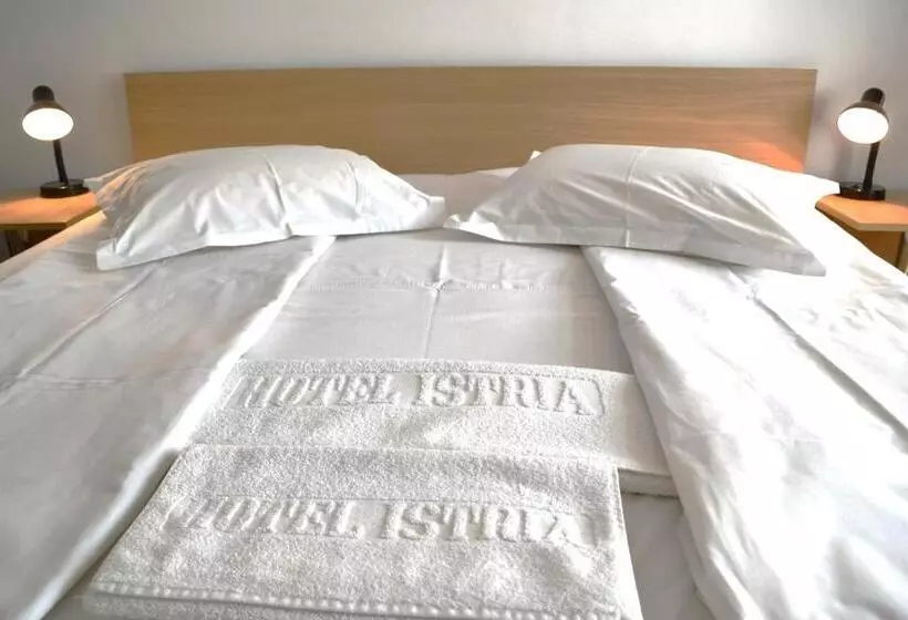 ホテル Istria