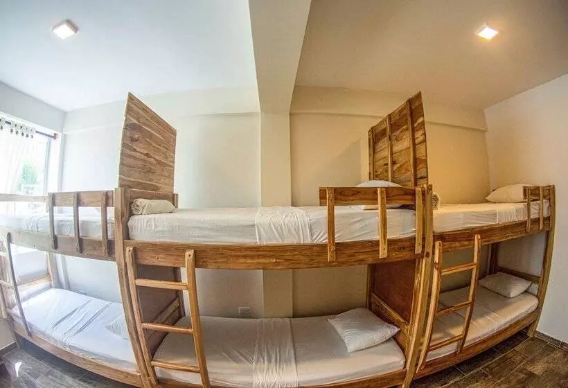 Hotelli Merakai Hostel Rincon Del Mar