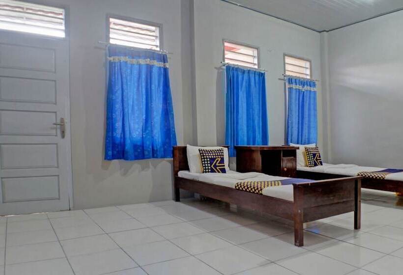 Otel Spot On 92834 Wisma Dira Tiara Syariah