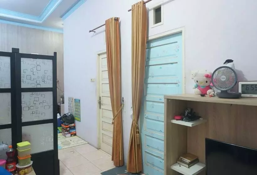 ホテル Spot On 92549 Wisma Ribas Syariah