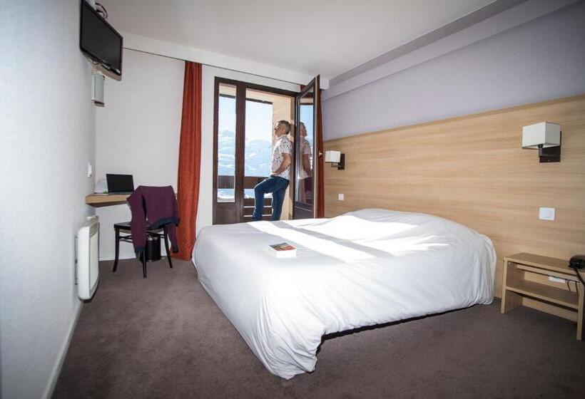 Отель Villages Clubs Du Soleil Les Menuires