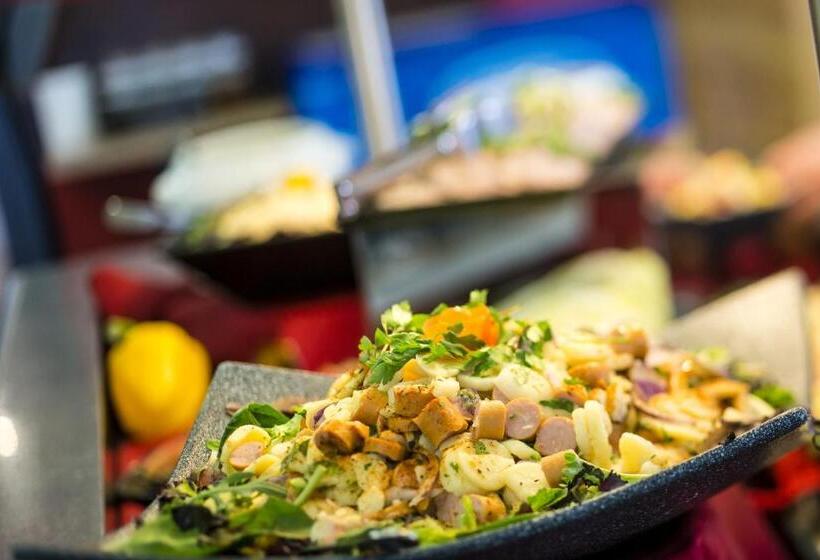 Отель Villages Clubs Du Soleil Les Menuires