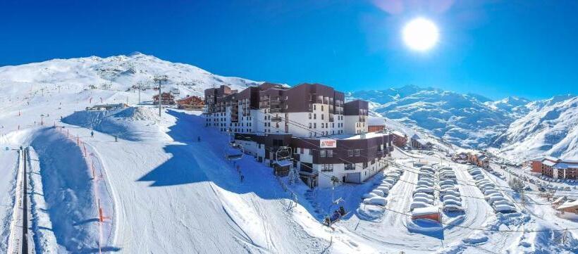 Отель Villages Clubs Du Soleil Les Menuires