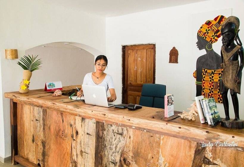 호텔 Zanzibar Vera Beach By Moonshine