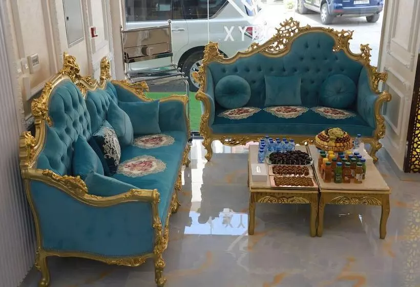 Onyx Hotel Apartments