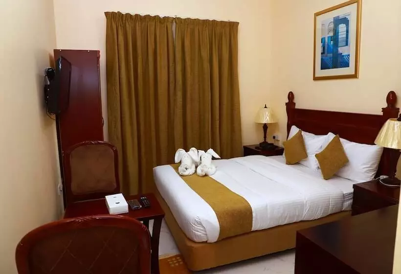 Onyx Hotel Apartments