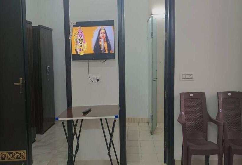 펜션 Singh Deluxe Inn