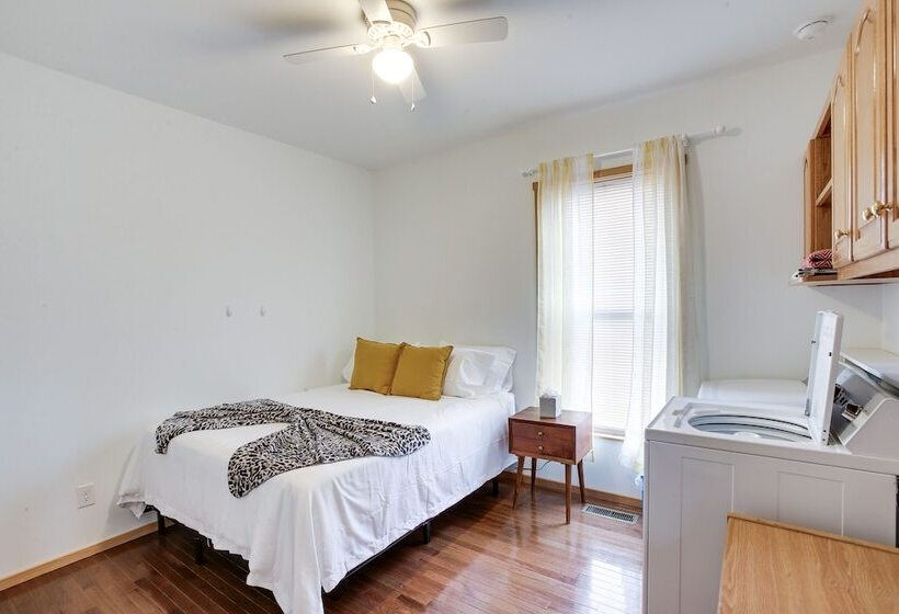 Bethpage Home W/ Private Hot Tub & Game Room!