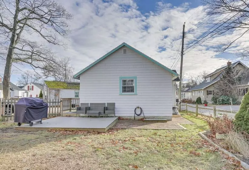 Dog Friendly Old Orchard Beach Home < 1 Mi To Pier