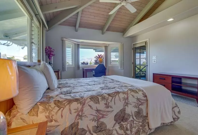 Honomu Home W/ Screened Lanai + Ocean Views!