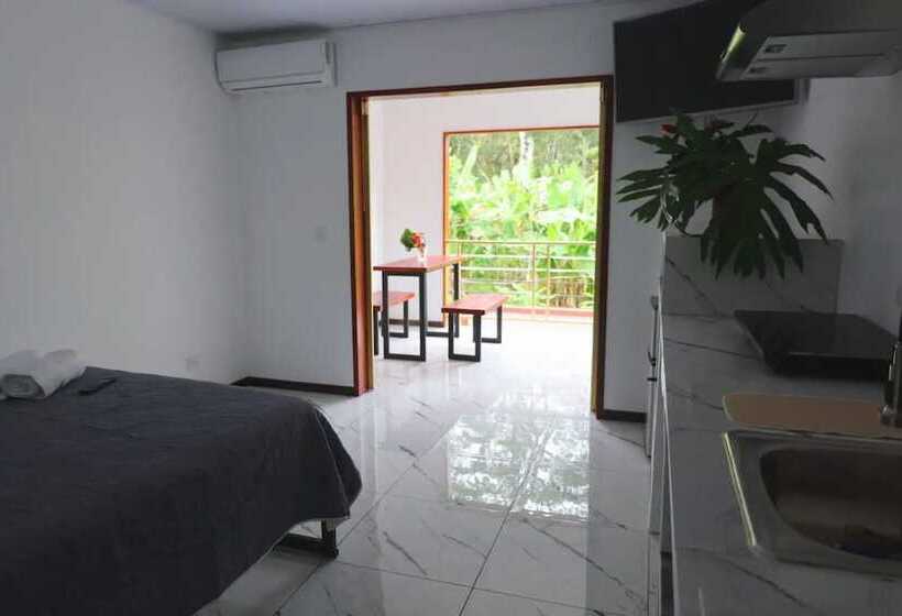 هتل Caribbean Dream