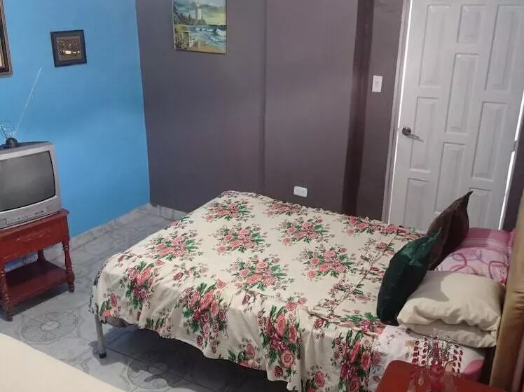 ホテル El Panecillo