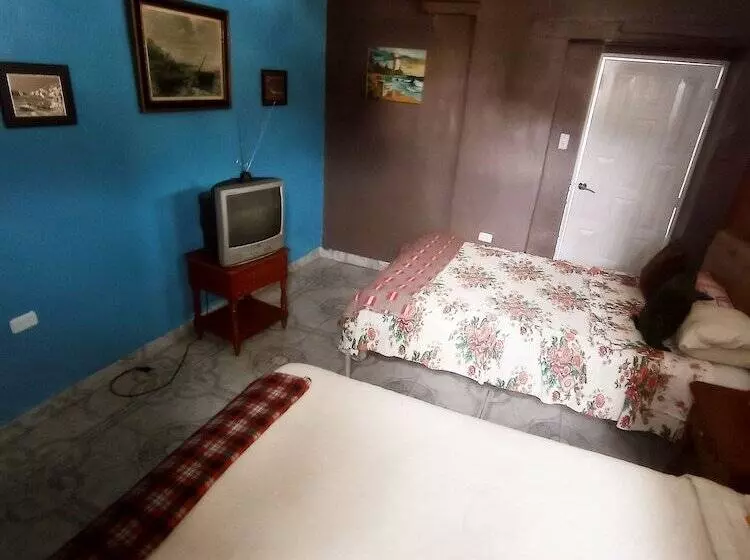 ホテル El Panecillo