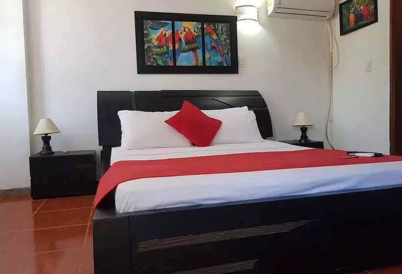 Hotelli Media Luna Santa Marta