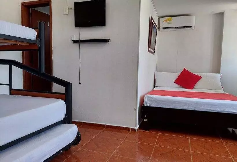 Hotelli Media Luna Santa Marta