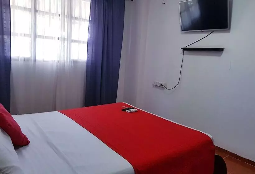 Hotelli Media Luna Santa Marta