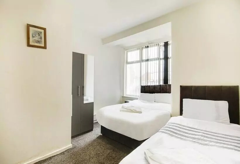 ホテル Eastbourne Lodge