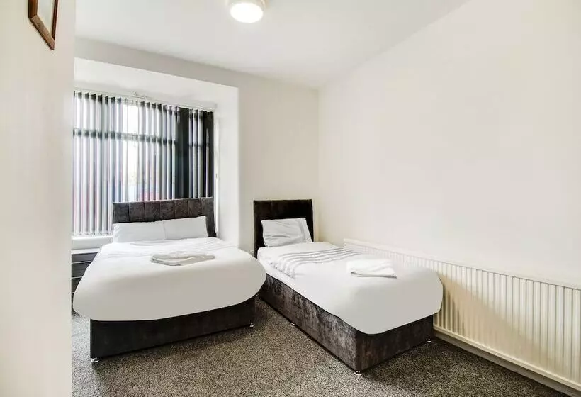 ホテル Eastbourne Lodge