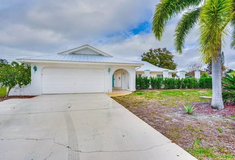 6 Mi To Beach, Beach Gear: Idyllic Bradenton Home
