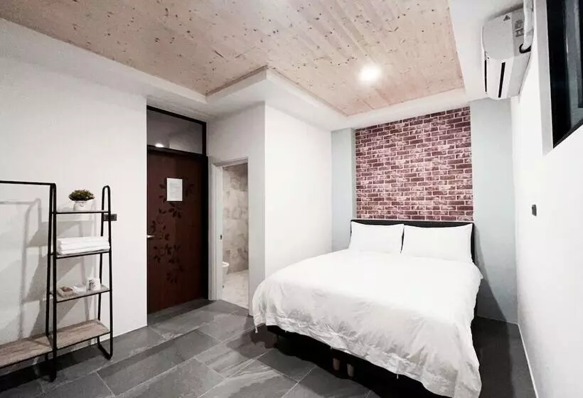 Leisurely B&b