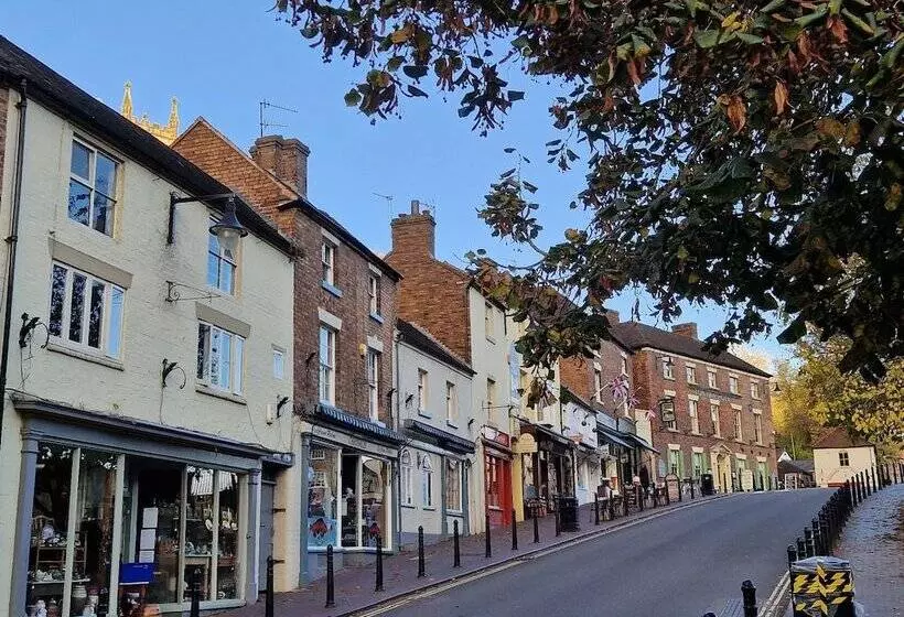 Lovely 2 Bed Cottage In Coalbrookdale Telford