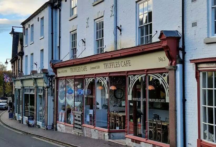 Lovely 2 Bed Cottage In Coalbrookdale Telford