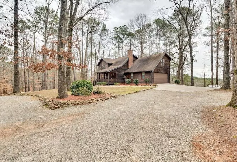 Mcdonough Escape W/ Private Hot Tub & Game Room!