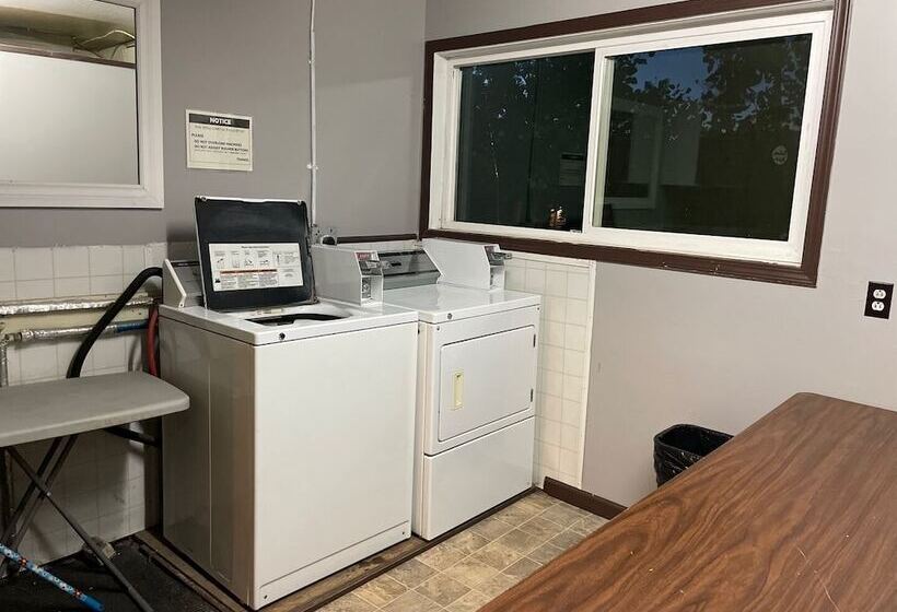 מוטל Country Squire Motor Inn