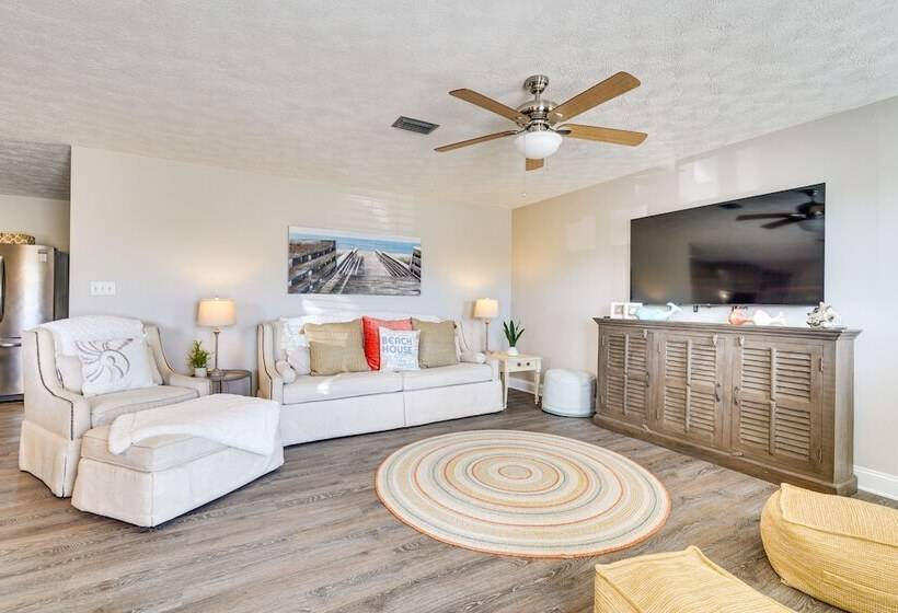 Panama City Beach House W/ Patio, Walk To Ocean