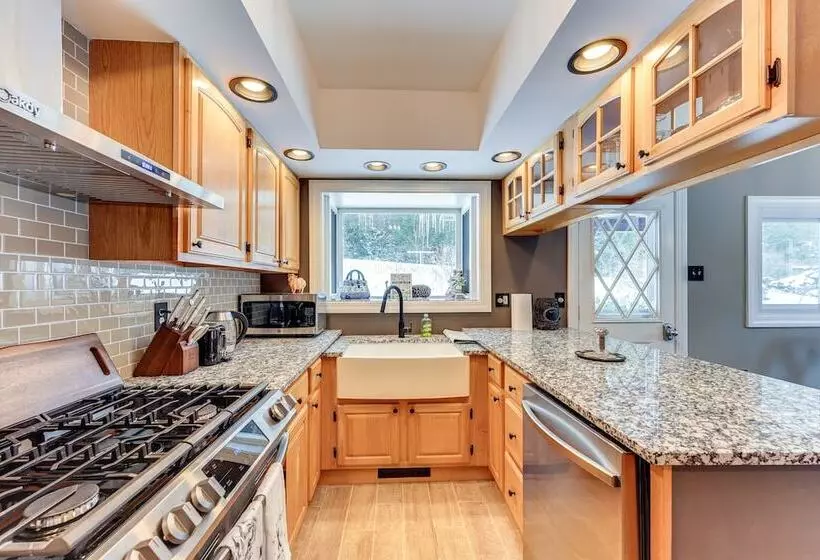 Gore Mountain Retreat: Deck & Game Room