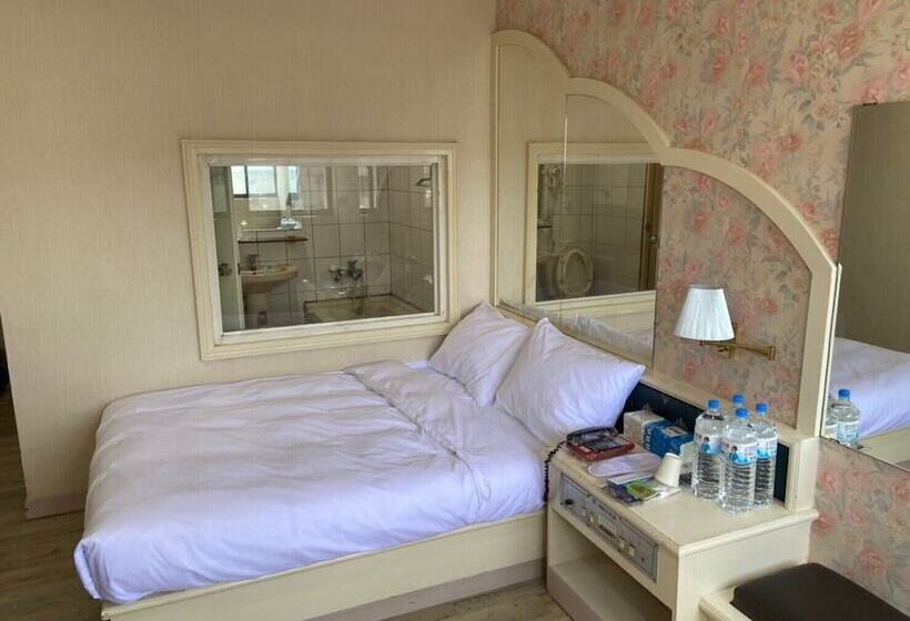 پانسیون Daydaymeworld