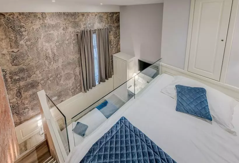 Pensão Roko Luxury Rooms