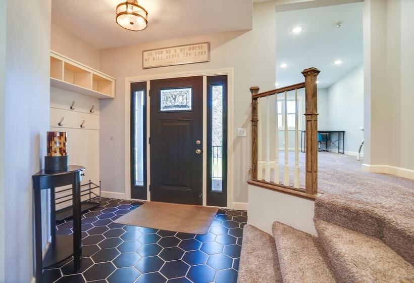 Spacious Stillwater Home W/ Fire Pit & Game Room!