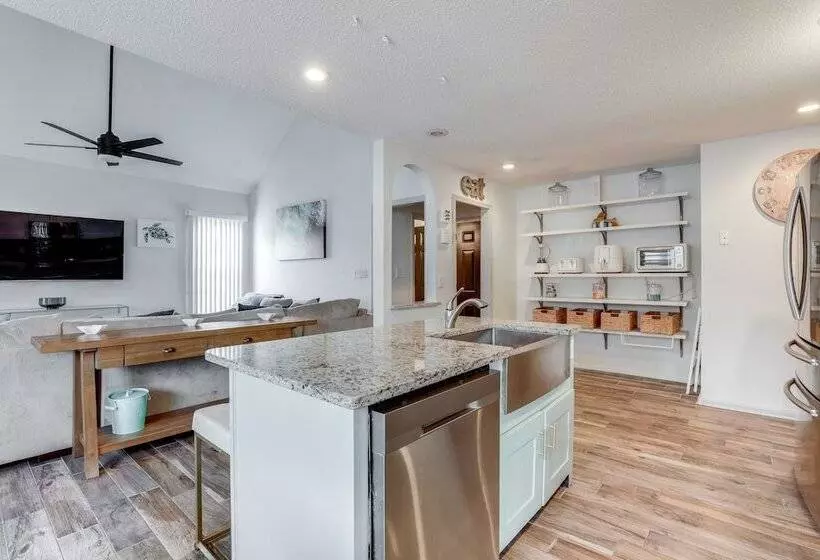 Family Friendly Stockbridge Home By Amphitheater!